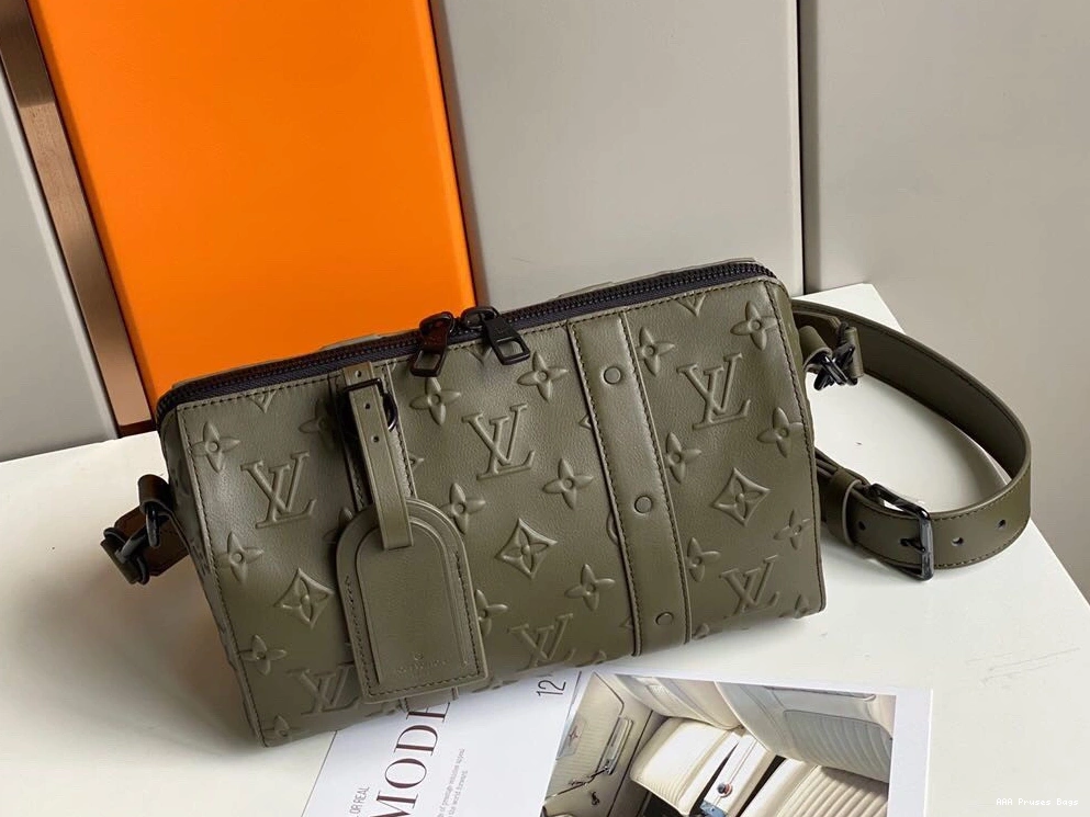 AAA Replica Ru CITY KEEPALL VUITTON LOUIS 0818